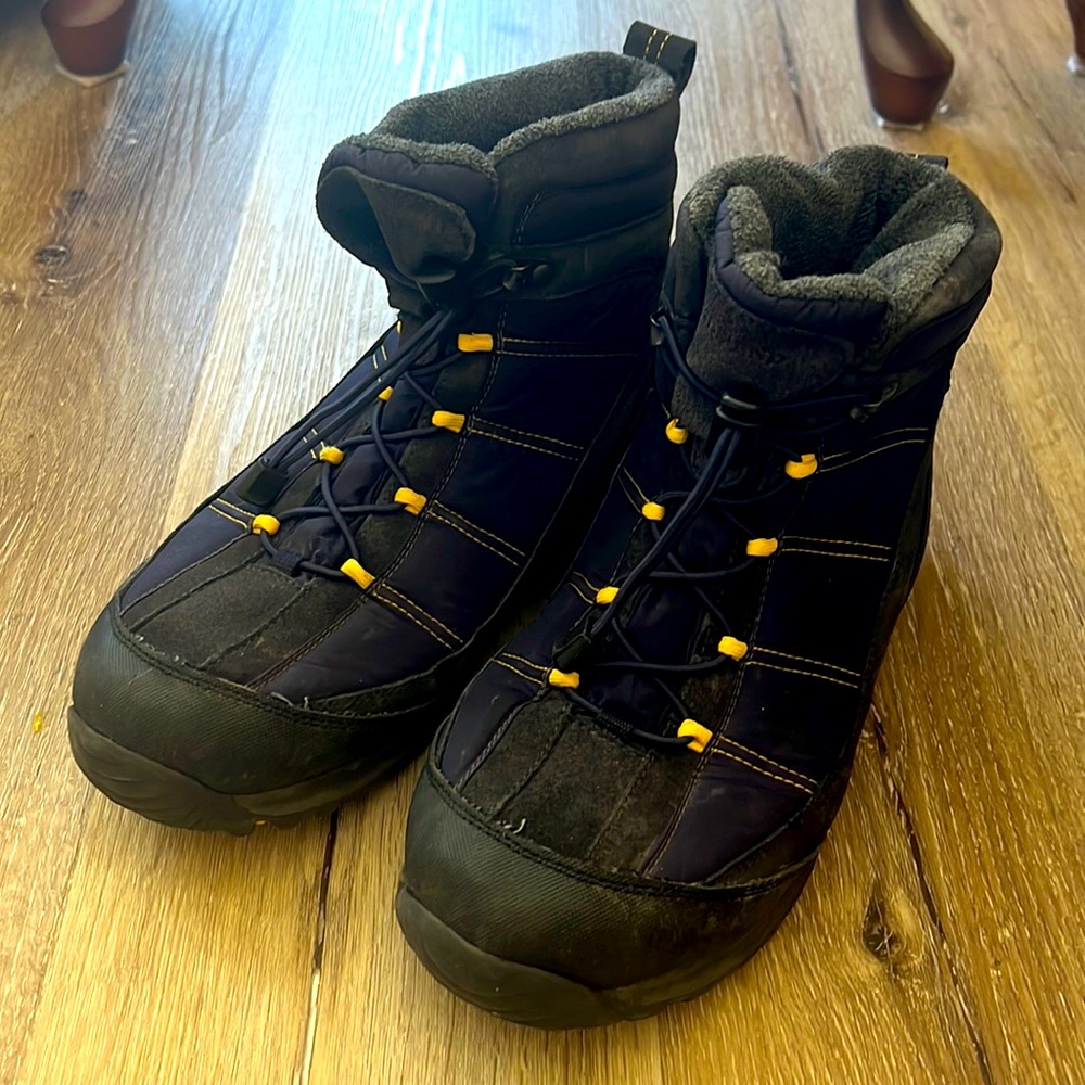 Blue navy boots for men